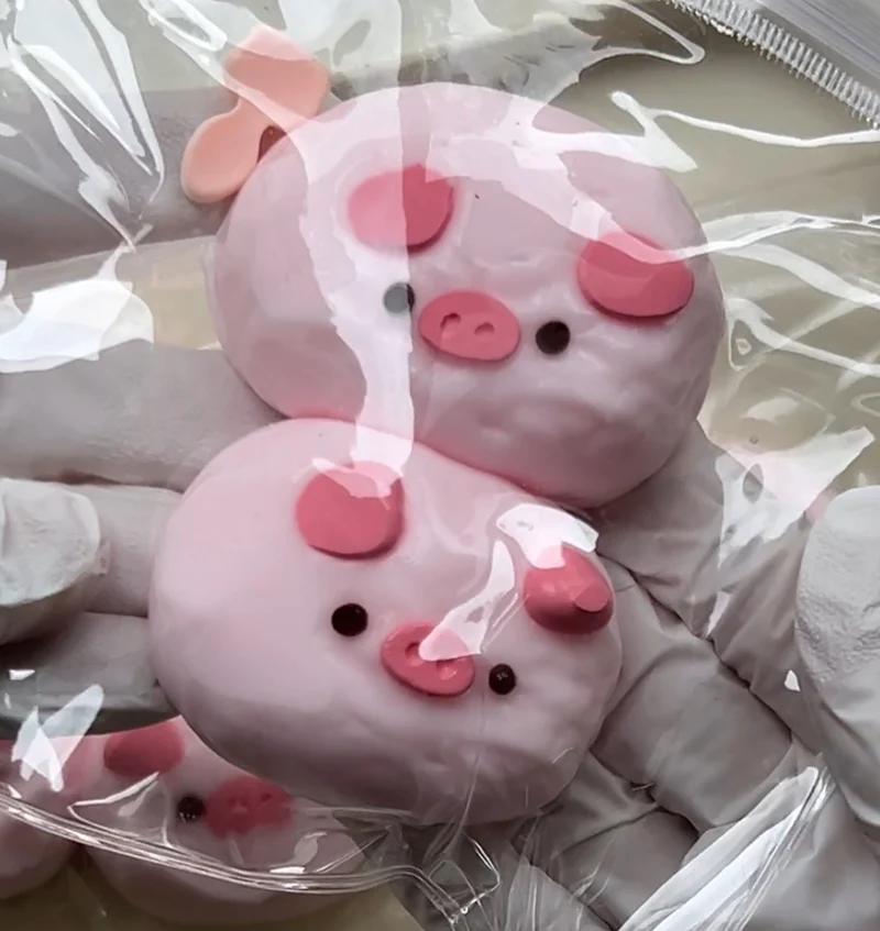 Piggy Head