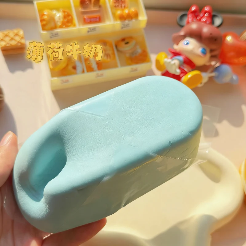 Mellow Cotton Bread Slow Rising Squishy Stress Relief Decompression Toy