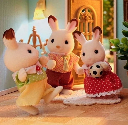 Calico Critters Chocolate Rabbit Family / Famille Lapin Chocolat