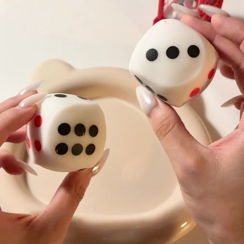 Crunchy Dice Squishy 🎲