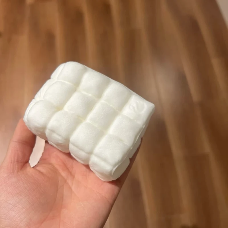 Quilt Blanket Squishy Toy (non-sticky)