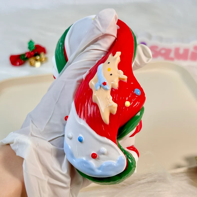 Christmas Gloves Cookie