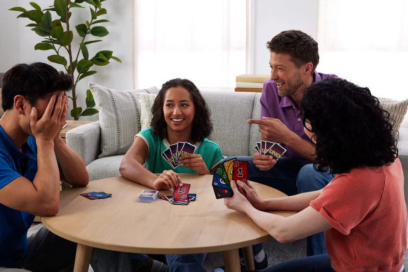 Liar's UNO Card Game for Families and Game Nights