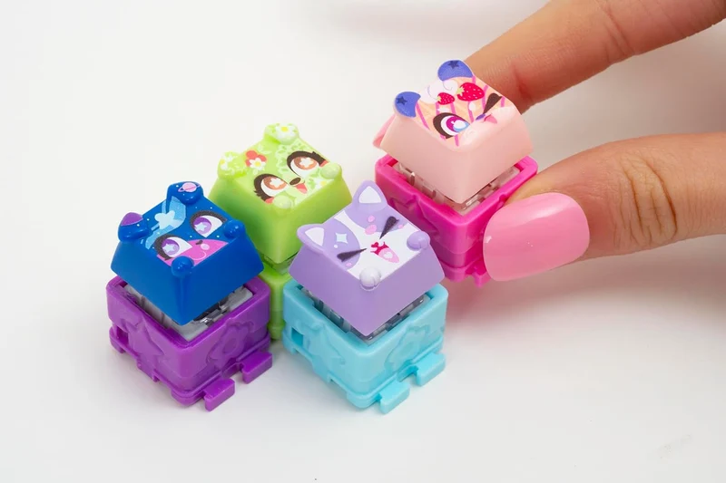 Clickeez 2-Pack Collectible Keyboard Key Keychain Set For Kids