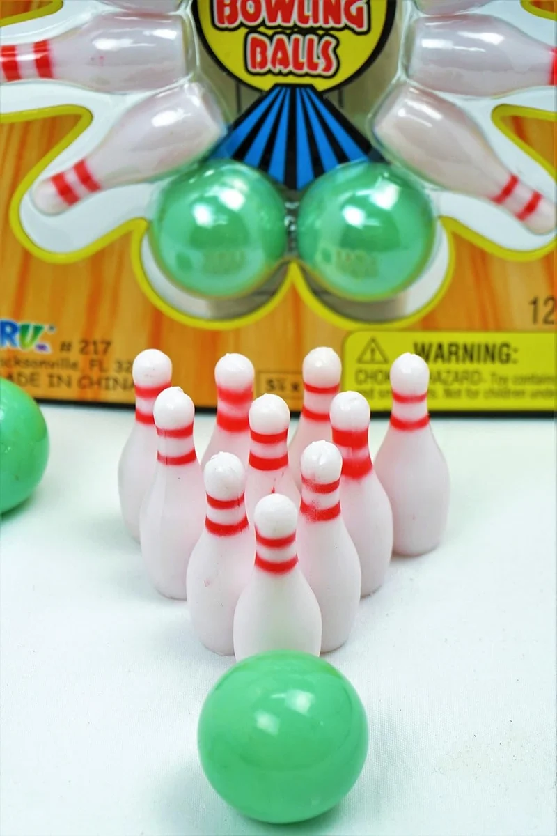 Miniature Finger Bowling Game Set with Ten Pins