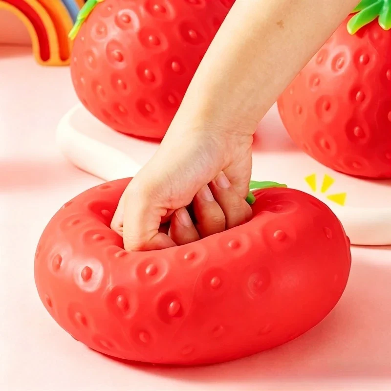 Squishy Fraise Géante Anti-Stress Modelable
