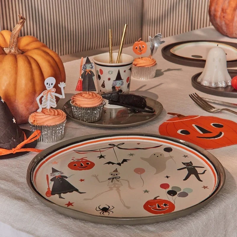 Halloween Cupcake Kit, 24 Count