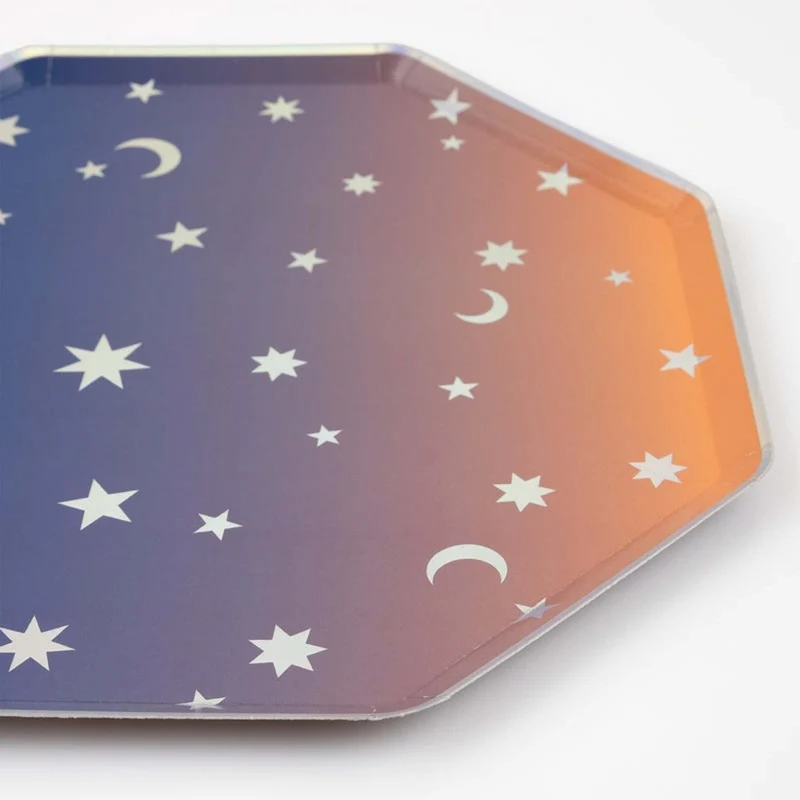 Making Magic Large Lunch Paper Plates, 10.5 Inches, 8 Count