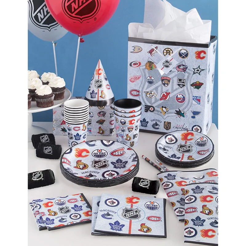 Hockey NHL Round Dessert Paper Plates, 7 in, 8 Count