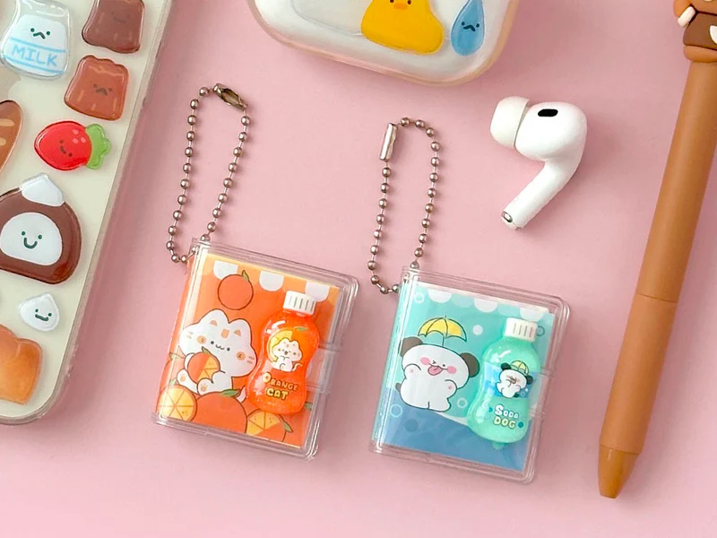 Lot de 2 Porte-clés mini carnets - Miniz Buddy (couleurs aléatoires)
