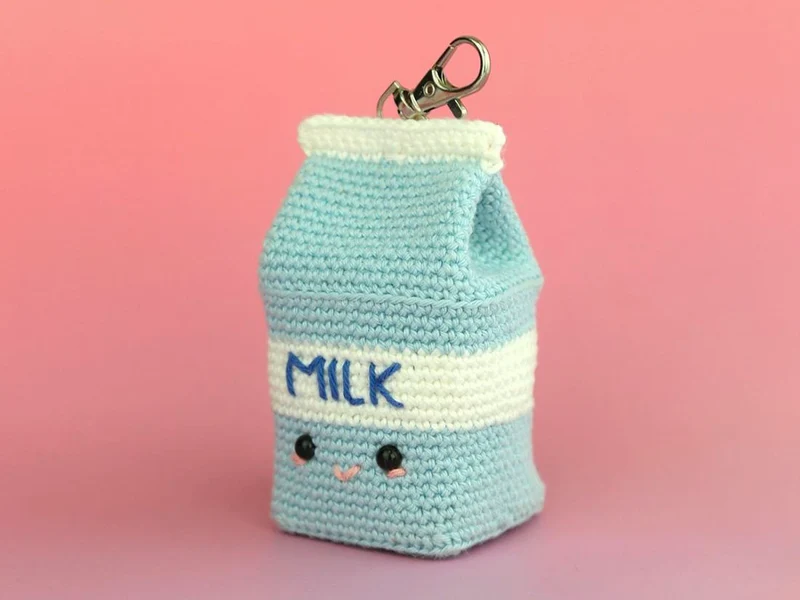 Kit Crochet Bag Charm Milk Carton - Hardicraft
