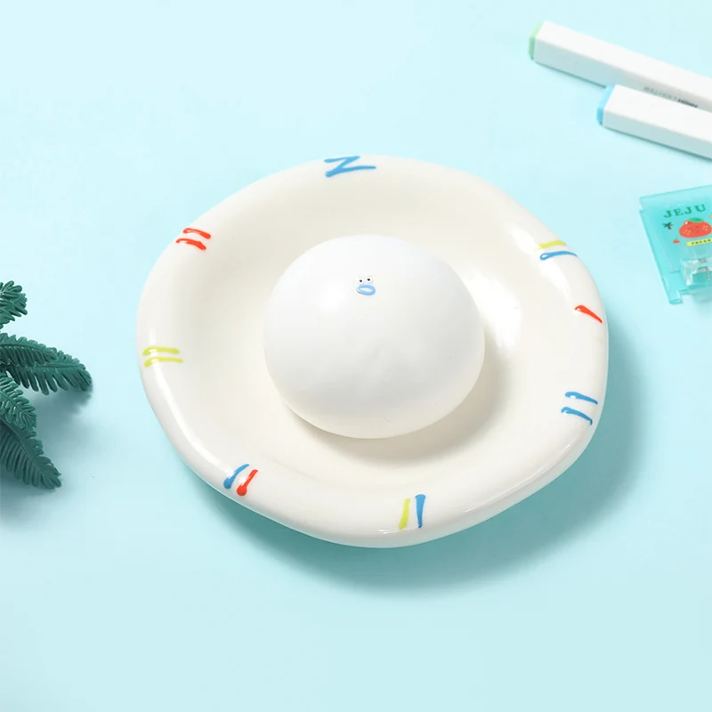 Emoji White Mochi Taba Squishy