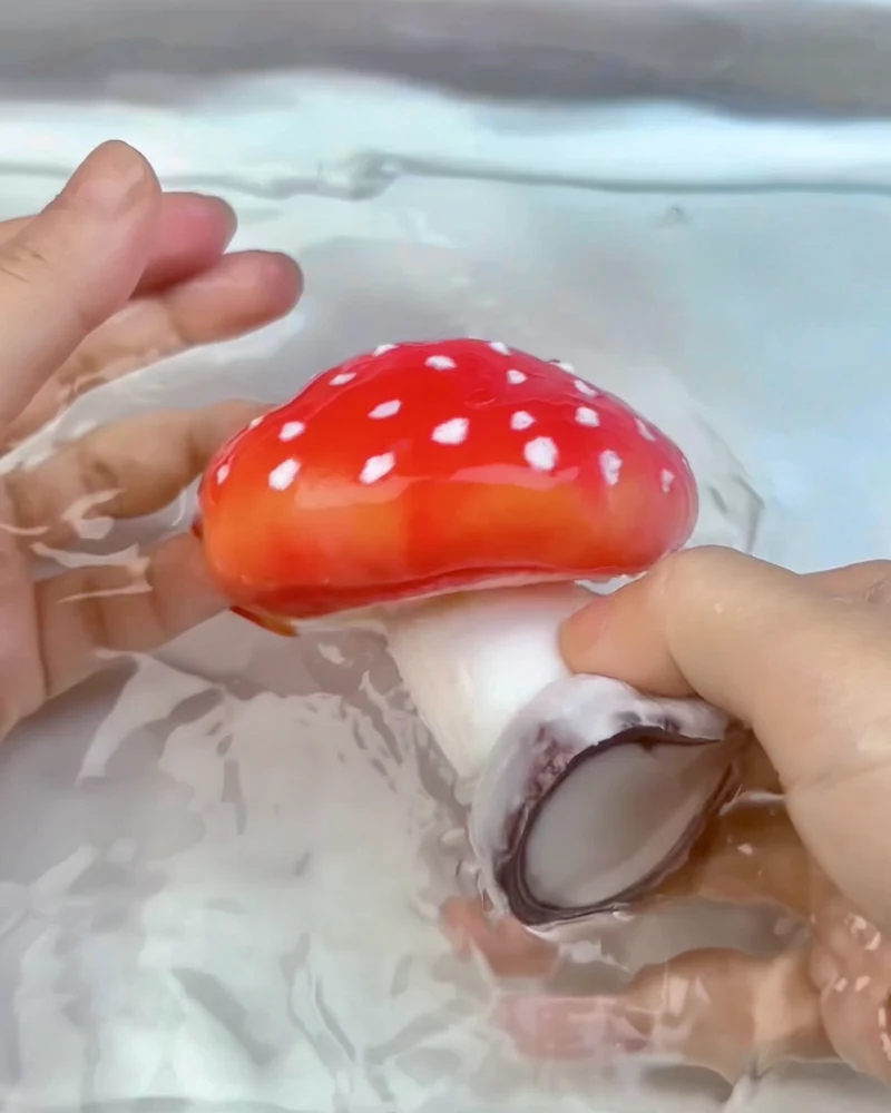 🍄 Mushroom Squishy Stress Relief Decompression Toy