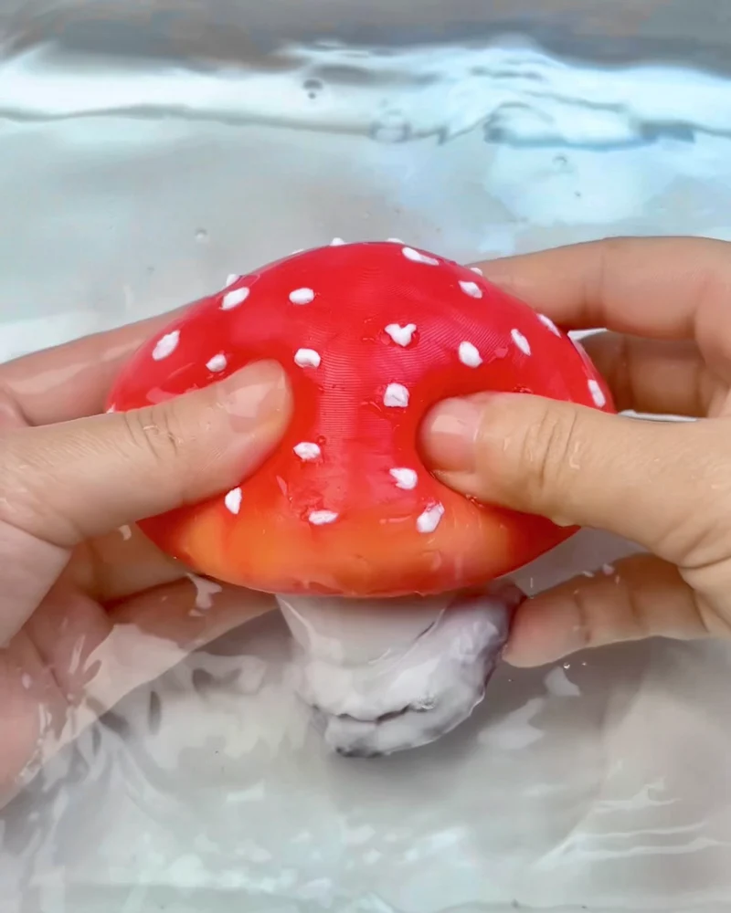🍄 Mushroom Squishy Stress Relief Decompression Toy