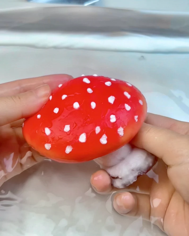 🍄 Mushroom Squishy Stress Relief Decompression Toy
