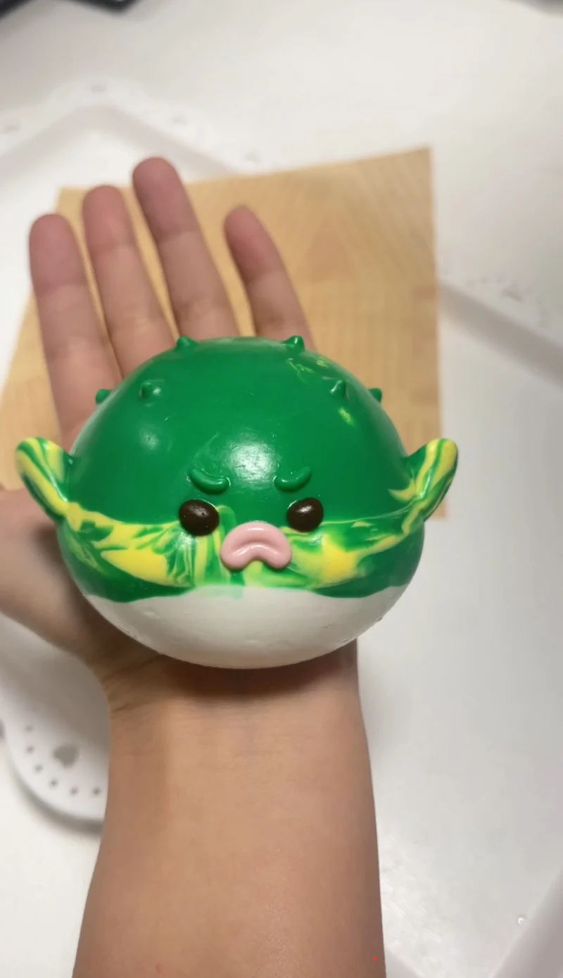 Christmas Pufferfish Squishy Stress Relief Decompression Toy