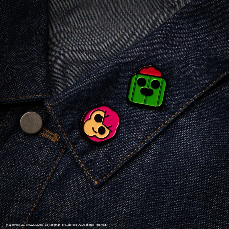 Set of 2 Colt & Spike Pins