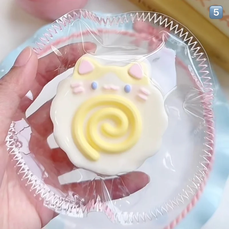 Kamaboko Squishy Stress Relief Decompression Toy