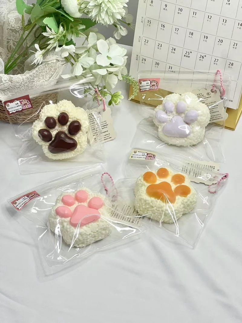 Rice Paw Squishy Stress Relief Decompression Toy