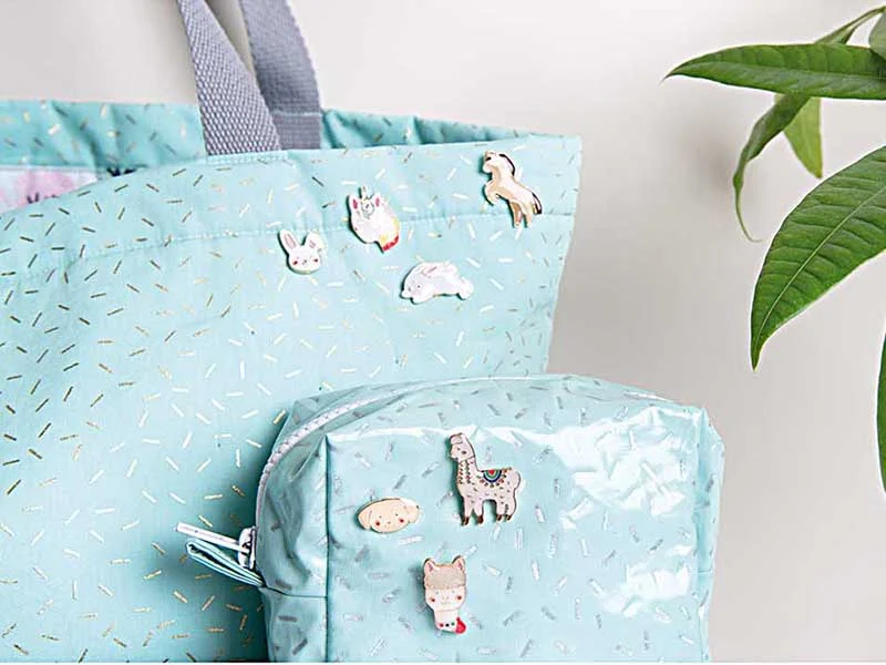 Pin's chat porte bonheur