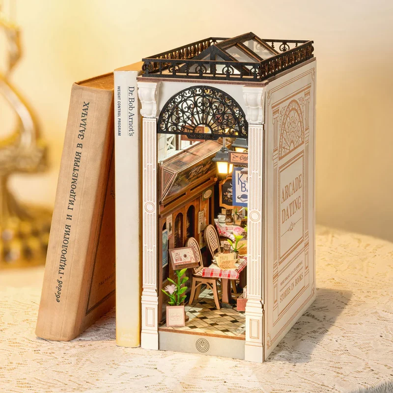 Arcade Dating Book Nook Kit