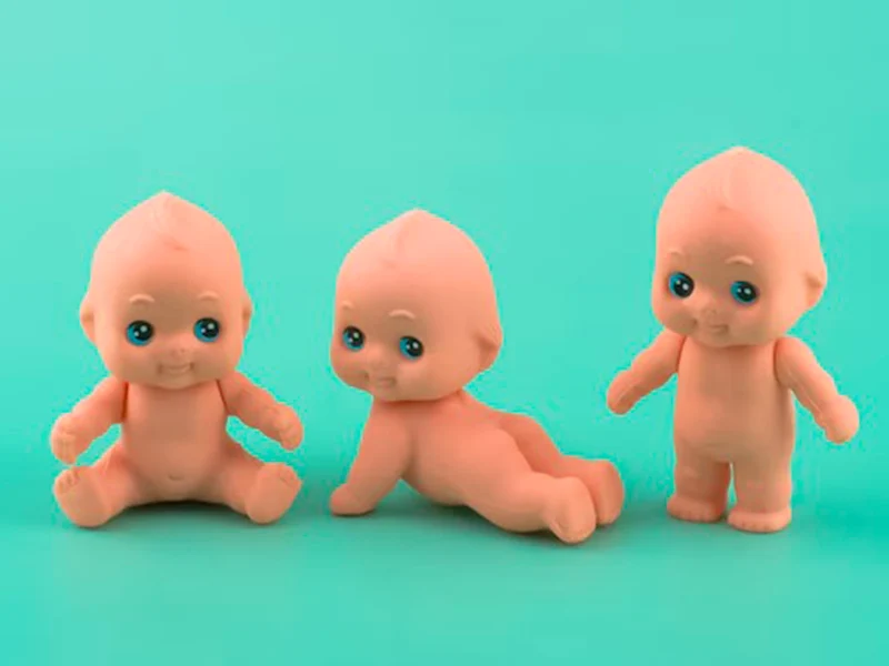 Gomme bébé sur le ventre - Iwako