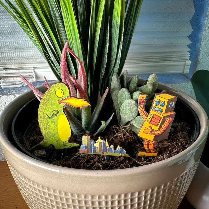 Lizard Beast Vs Robot Joe Fancy Plants Diorama Kit
