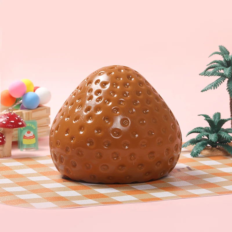 2100g Giant Chocolate Strawberry Taba Squishy