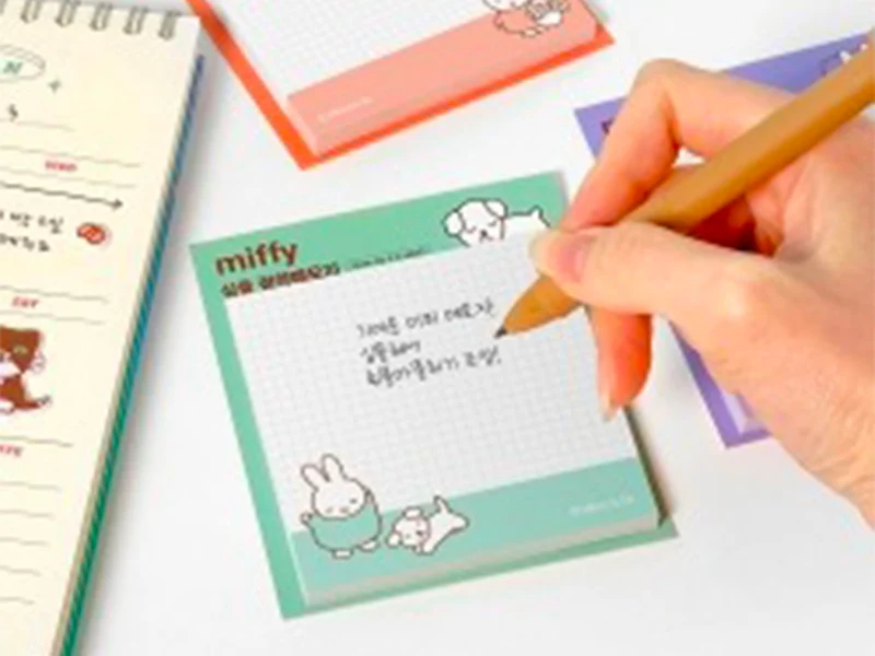 Notes adhésives Miffy rouge