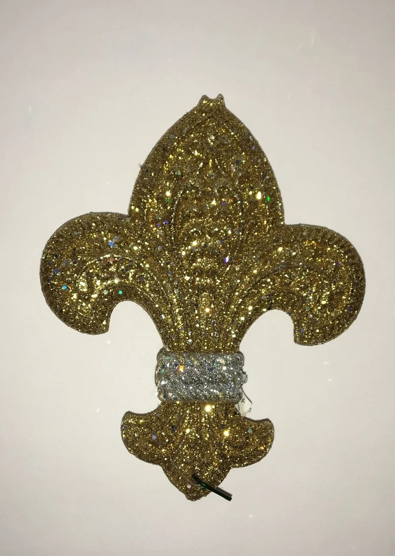 Fleur De Lis Ornament / Ornement de Fleur de Lis