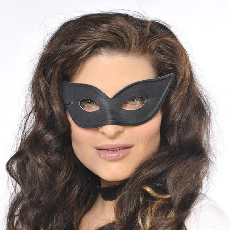 Black vogue mask