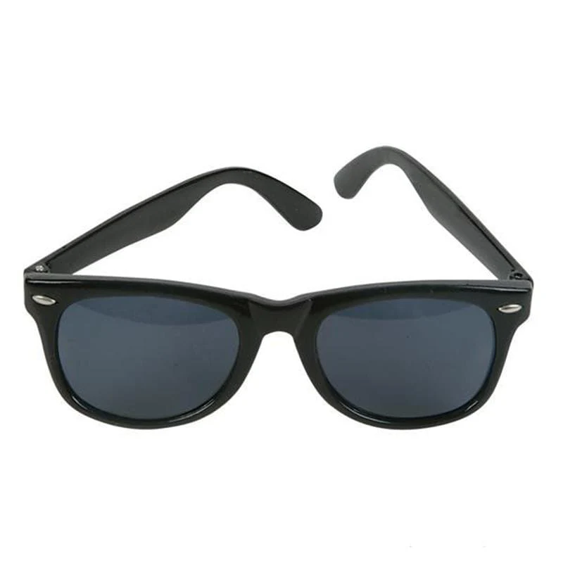 Black sunglasses
