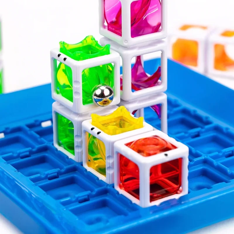 Gravity Maze Builder Logic Game