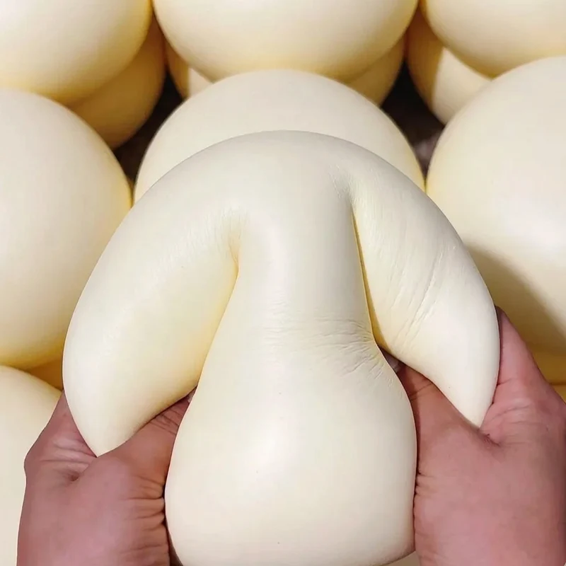 Squishy Pain au Lait Brioché Géant Anti-Stress