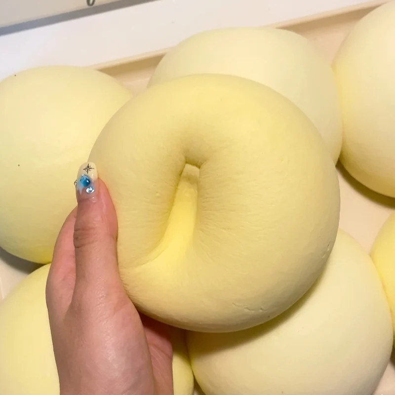 Squishy Pain au Lait Brioché Géant Anti-Stress