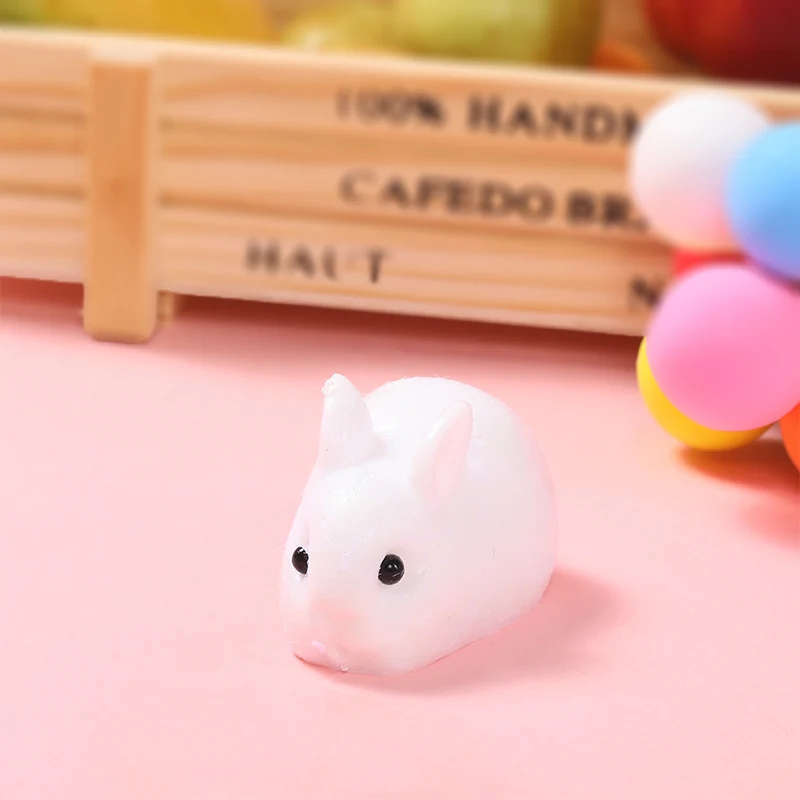 Little White Rabbit Taba Squishy
