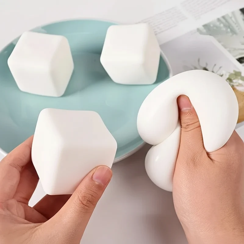 Squishy Tofu Sensoriel Anti-Stress