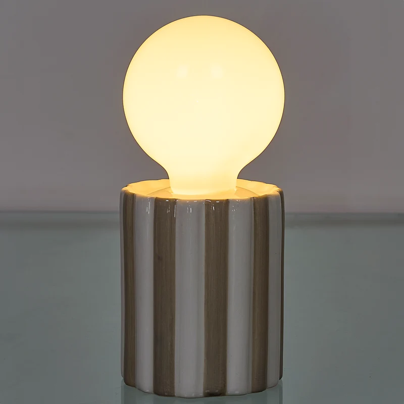 LAMPE CERAMIQUE TAUPE A PILES