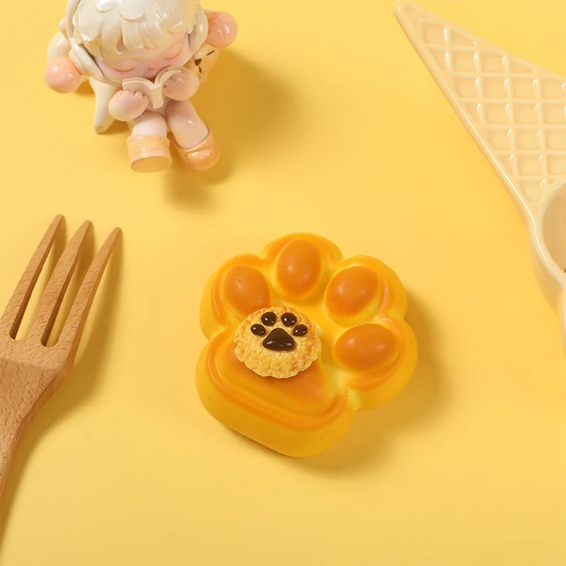 Roast Cat Paw Taba Squishy