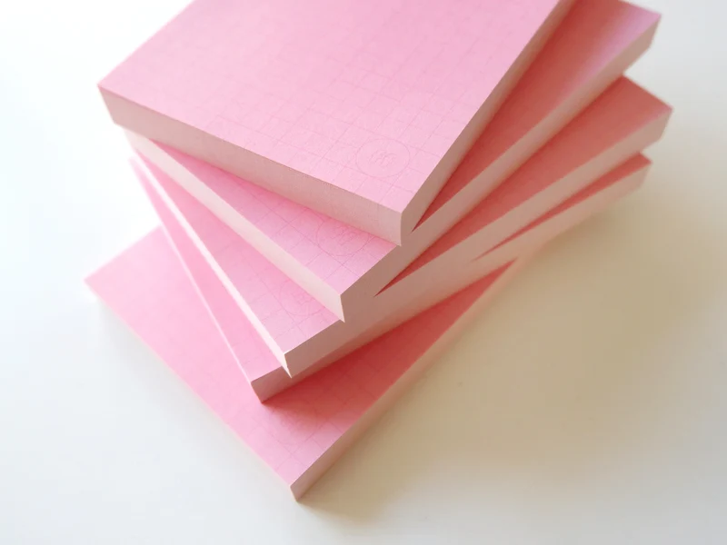 Bloc memo rose quadrillé - Fruit fries Design Lab