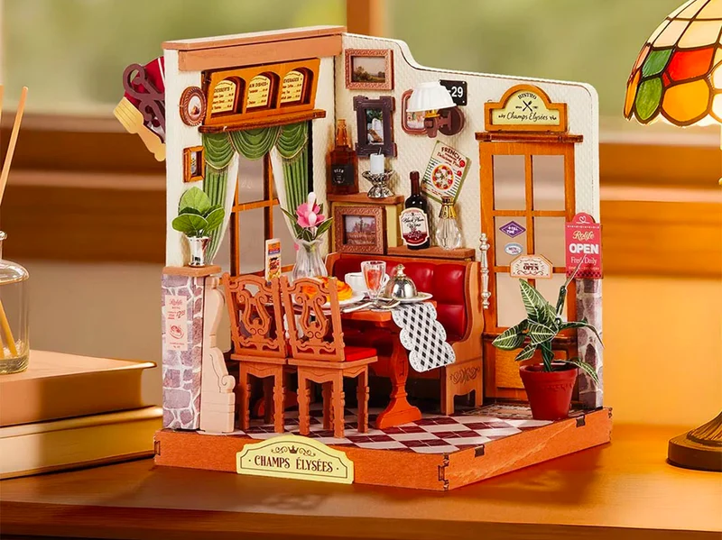 Maquette Bistro des Champs-Élysées - Robotime
