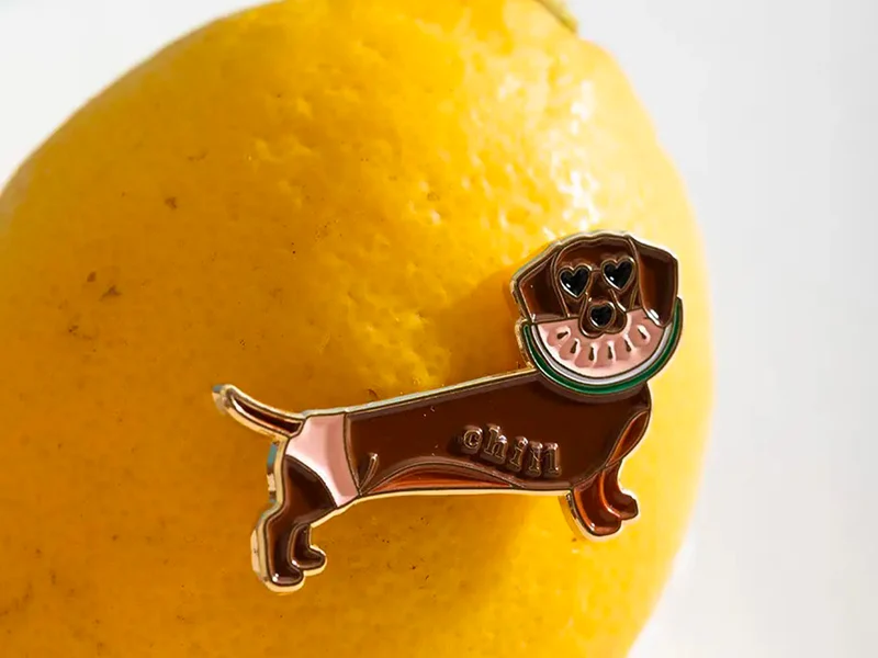 Pin's Chill Doggy Teckel - ATWS