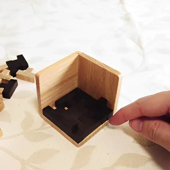 CASSE TETE EN BOIS – Cube 54 Pièces