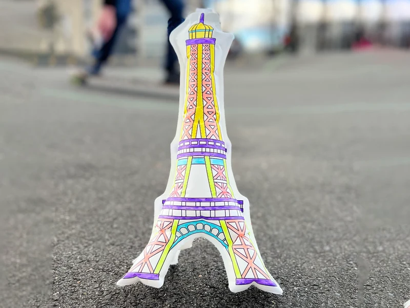 Coloriages gonflables - Tour Eiffel- Ara Créative