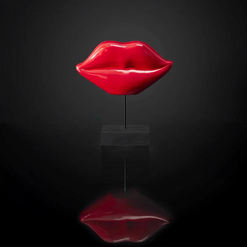 DECO A POSER BOUCHE ROUGE H20CM