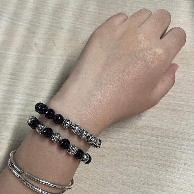 Bracelets en Onyx Noir Naturel et Perles gravées du Mantra « OM »