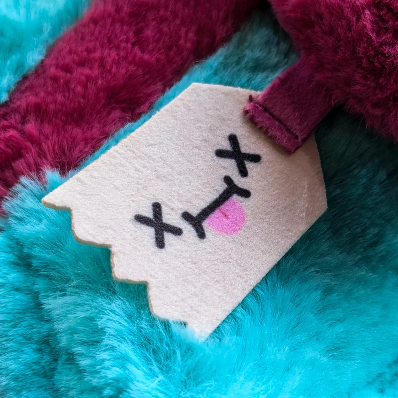 Squishable Mimic Gift 9"