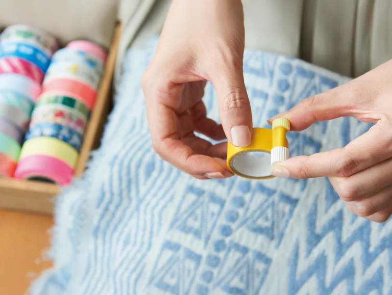 Stylo distributeur de masking tape - Kanmido Mako jaune pastel