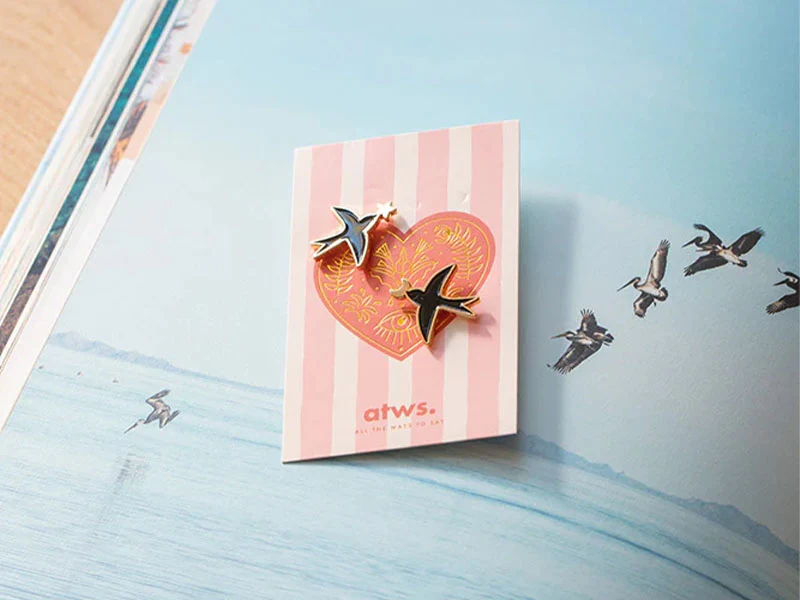 Lot de 2 Pin's Hirondelles Swallows - ATWS