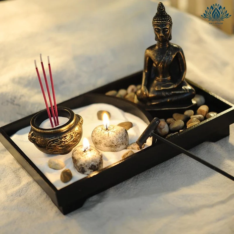 Jardin zen avec bouddha